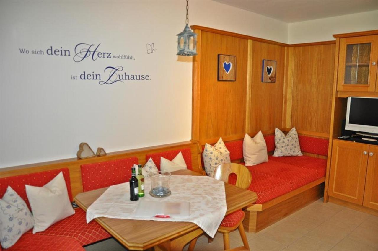 Gaestehaus Bergkristall Wallgau Ngoại thất bức ảnh